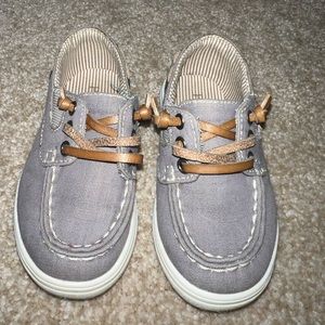 Size 5 toddler shoes